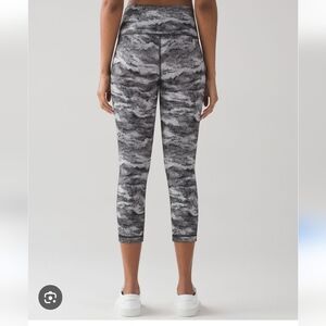 Lululemon Wonder Under High Waisted Camouflage Leggings Size 2 Small